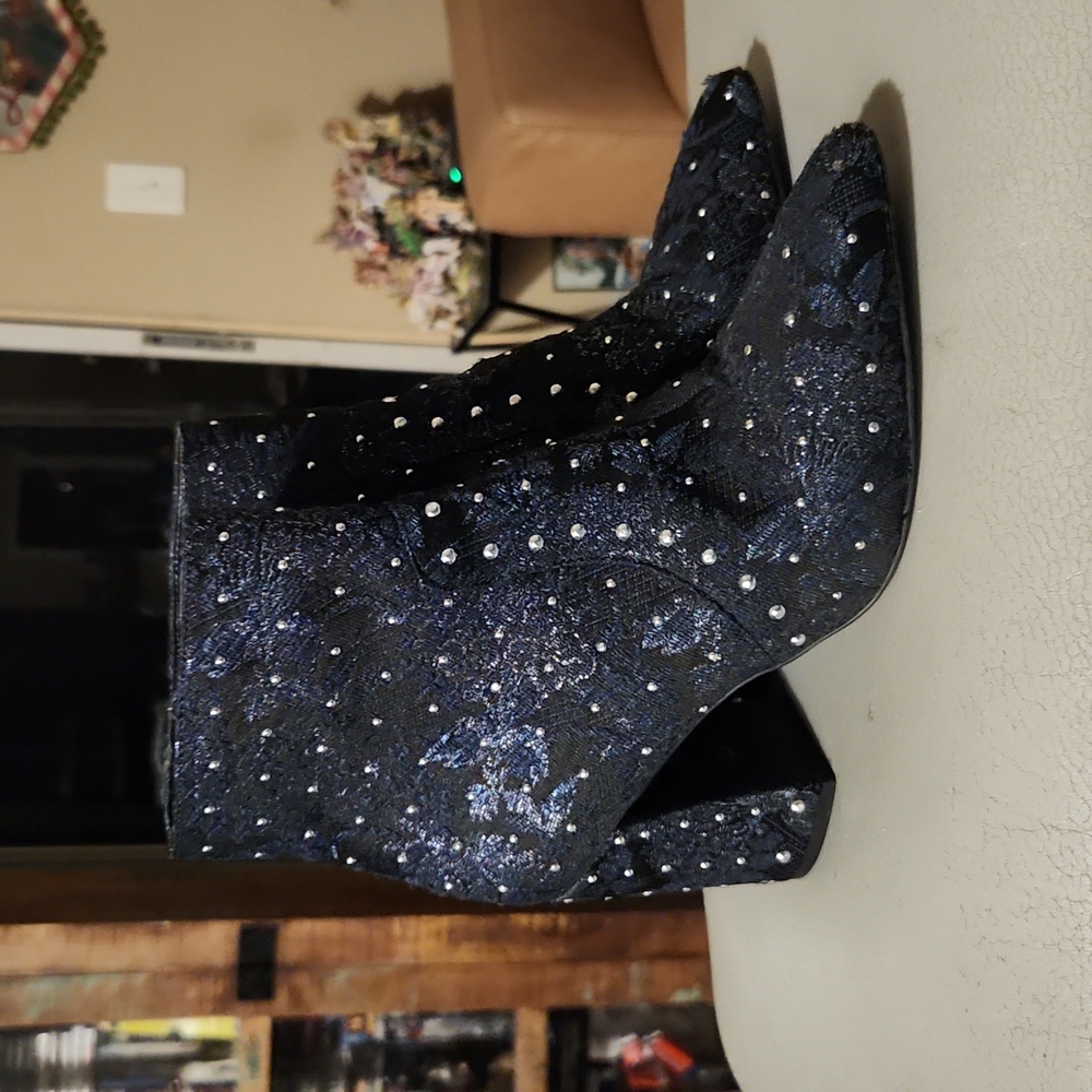 - Adorable sparkly booties